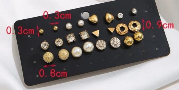 12 Pairs Faux Pearls Earrings. Fashion