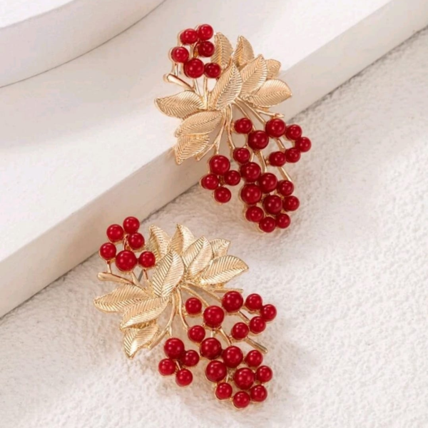 Leaf decor studs For Sale