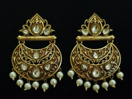 Traditional copper gold kundan and pearl earrings. Online now