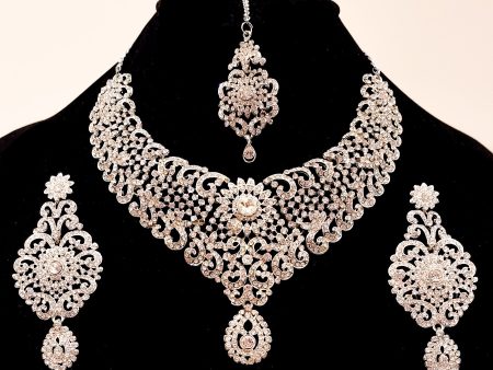 Diamond Cut Silver Stones Necklace With Earrings & Tikka. on Sale