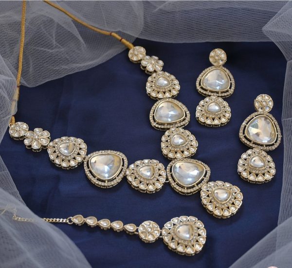 Anika Polki Uncut Kundan Set. For Sale