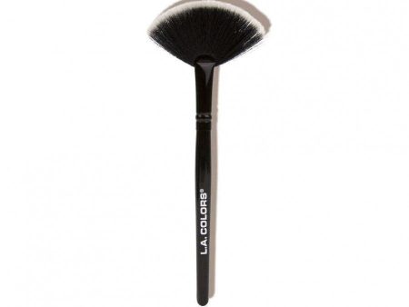 La Colors Highlighter Fan Brush Online Hot Sale